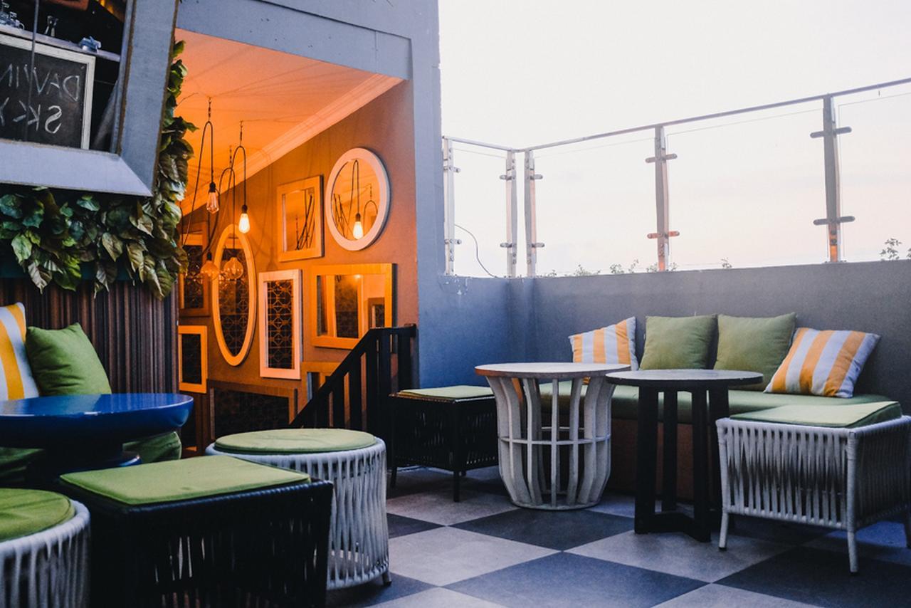 Hotel Reddoorz Premium @Jalan Jendral Sudirman Palembang Esterno foto
